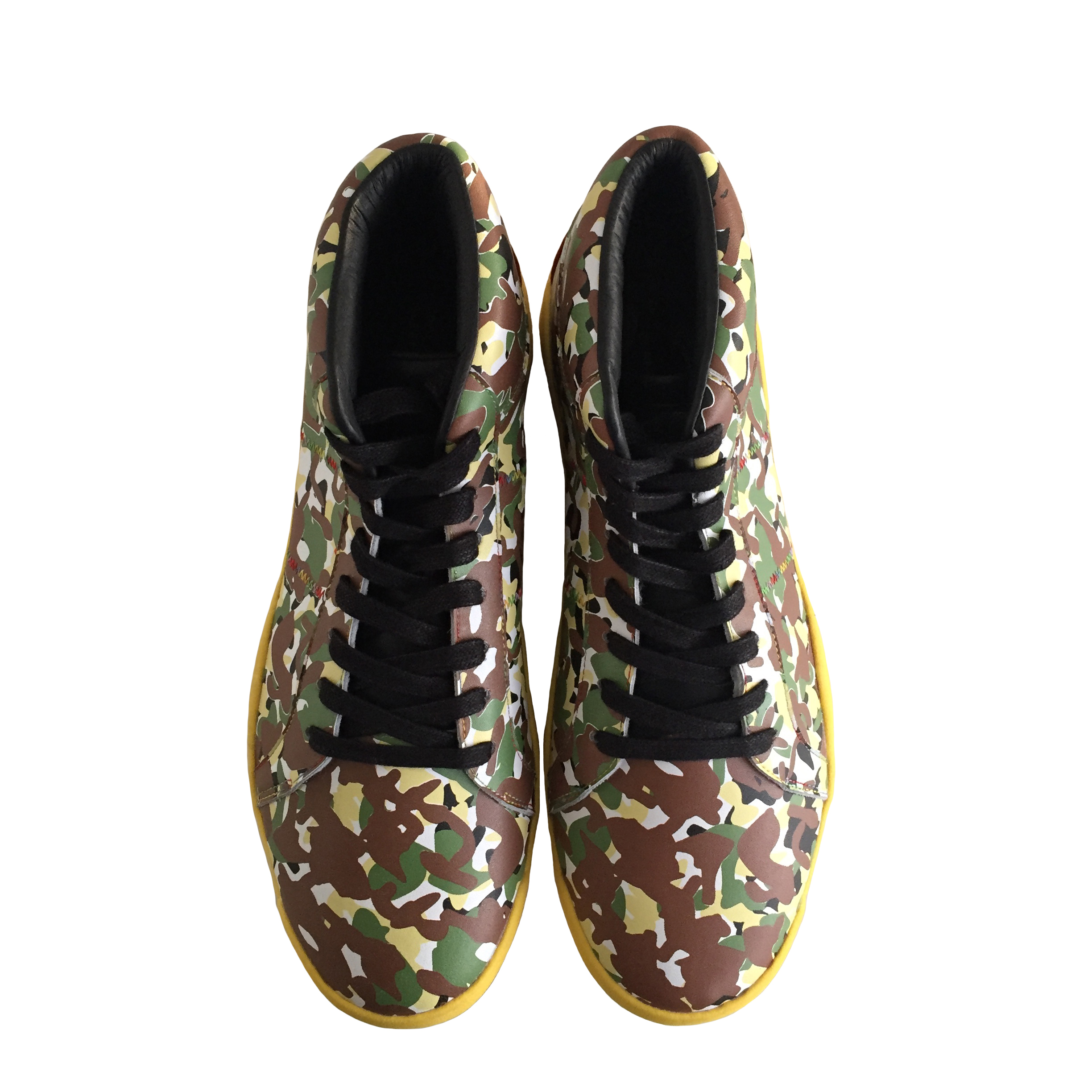 ANIMATED CAMOUFLAGE SNEAKERS